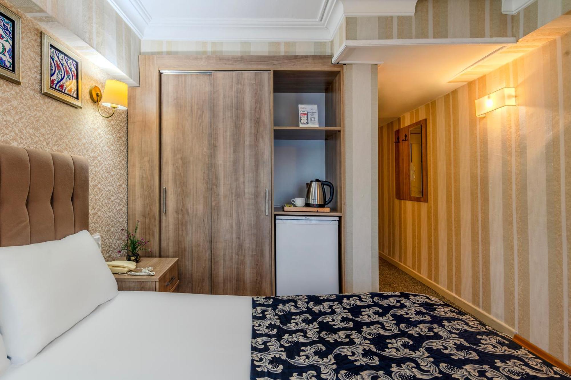 Hamit Hotel Isztambul Kültér fotó